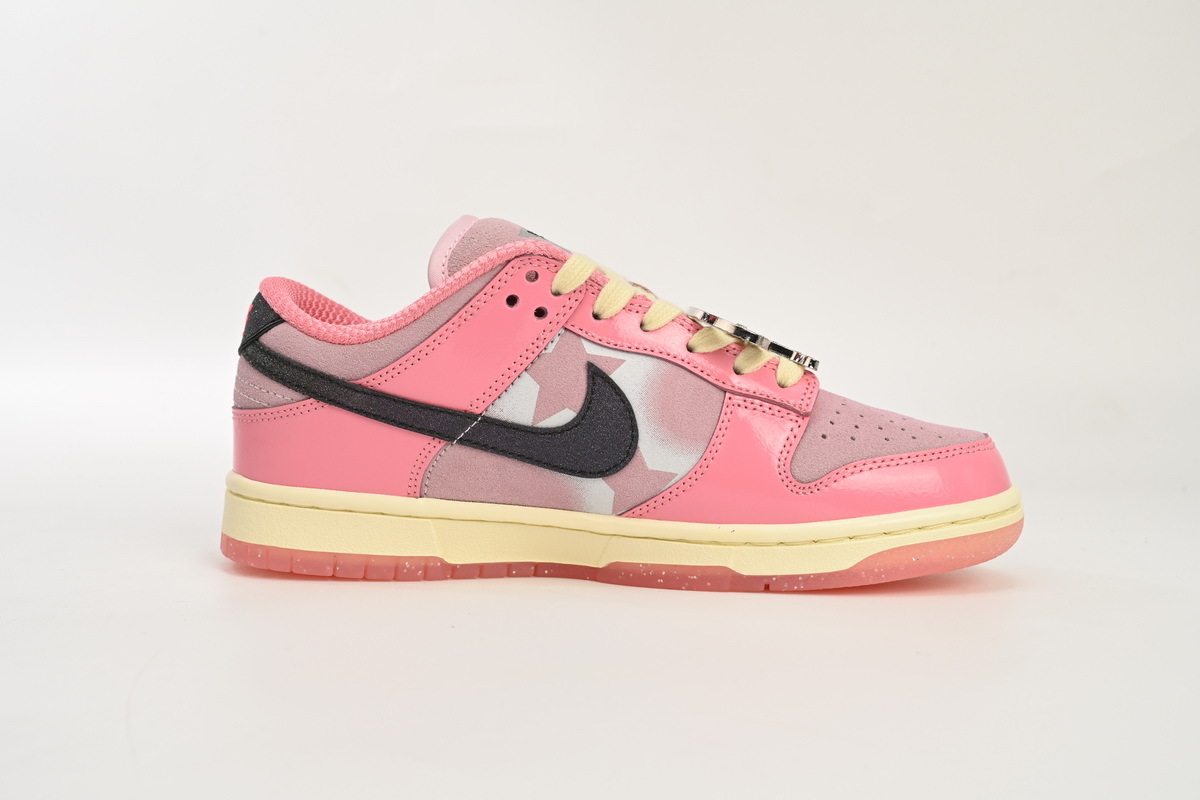 Nike Dunk Low LX Barbie FN8927-621
