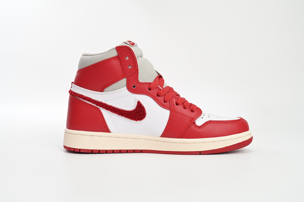 Jordan 1 Retro High OG Varsity Red DJ4891-061