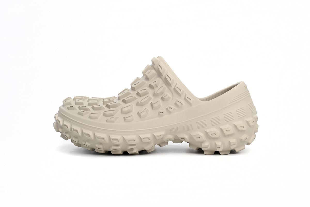 Balenciaga Defender Clog Beige Rubber 735250 W3CV2 9700