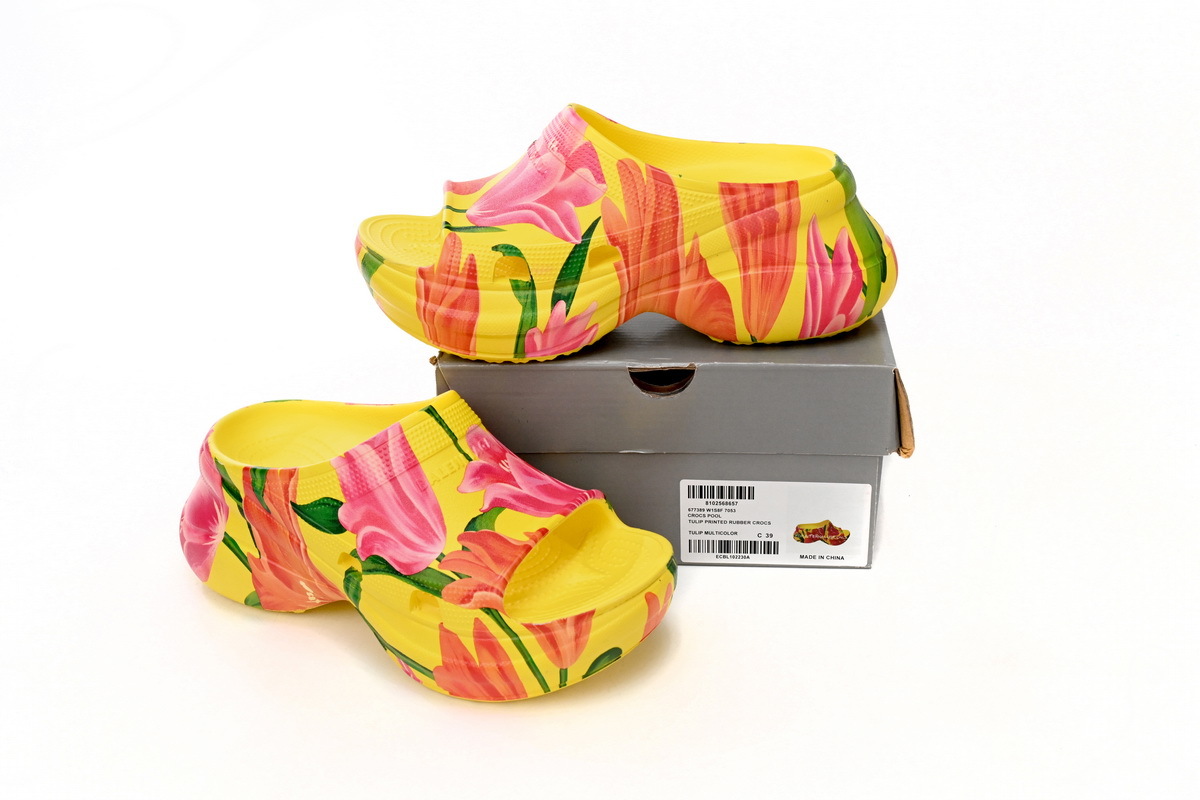 Balenciaga x Crocs Yellow 677389 W1S8F 7053