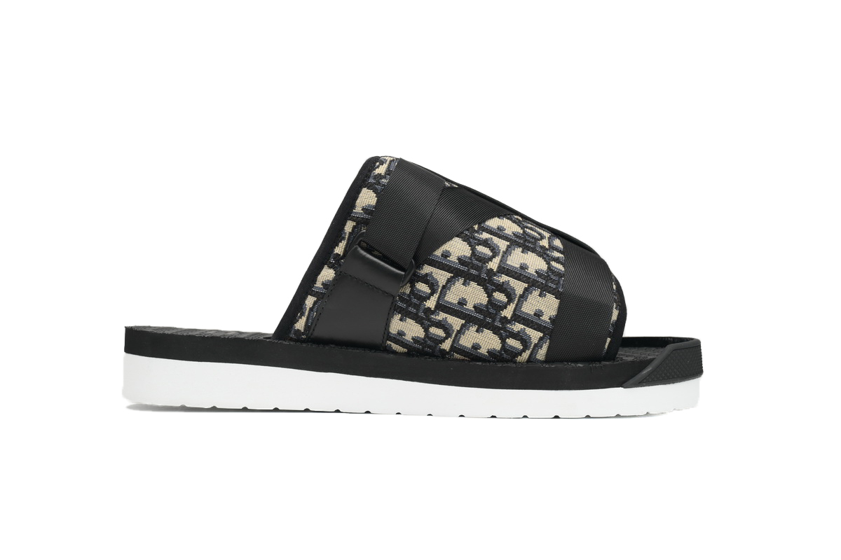 Alpha Sandal Oblique