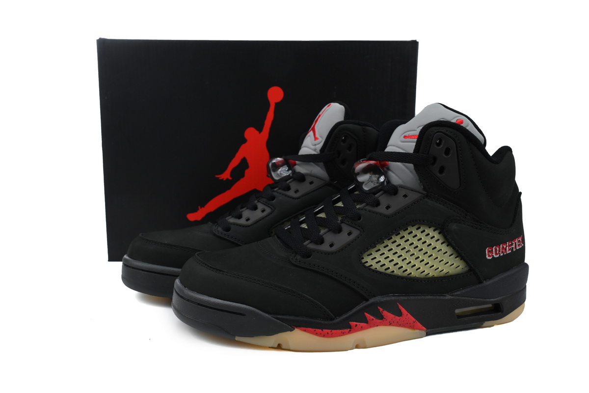 Jordan 5 Retro Gore-Tex Off Noir DR0092-001
