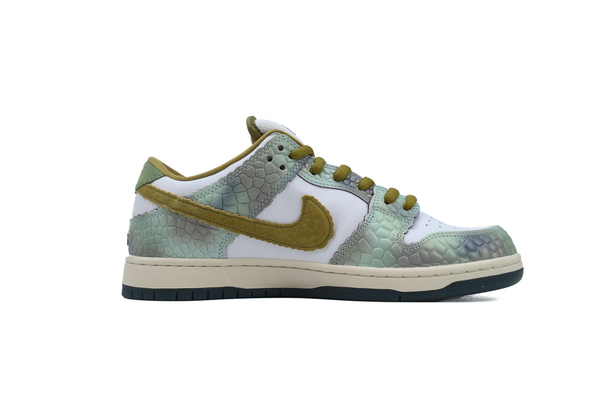Nike SB Dunk Low Alexis Sablone Chameleon HJ3386-300