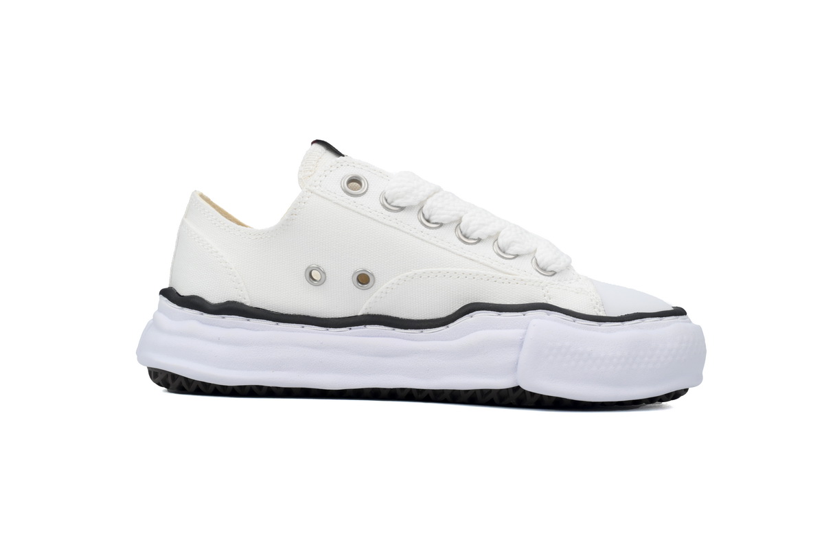 Maison Mihara Yasuhiro White and Black Lines