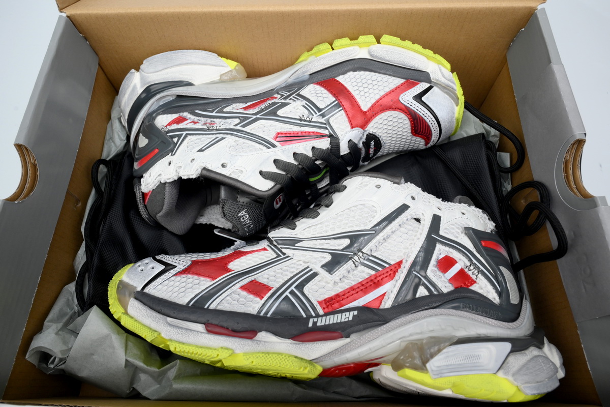 Balenciaga Runner White Black Red 677402 W3RB2 9167