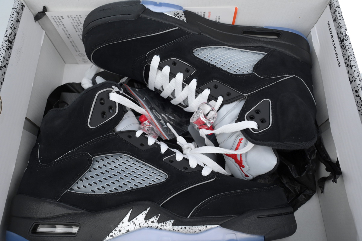 Jordan 5 Retro OG Black Metallic Reimagined HF3975-001
