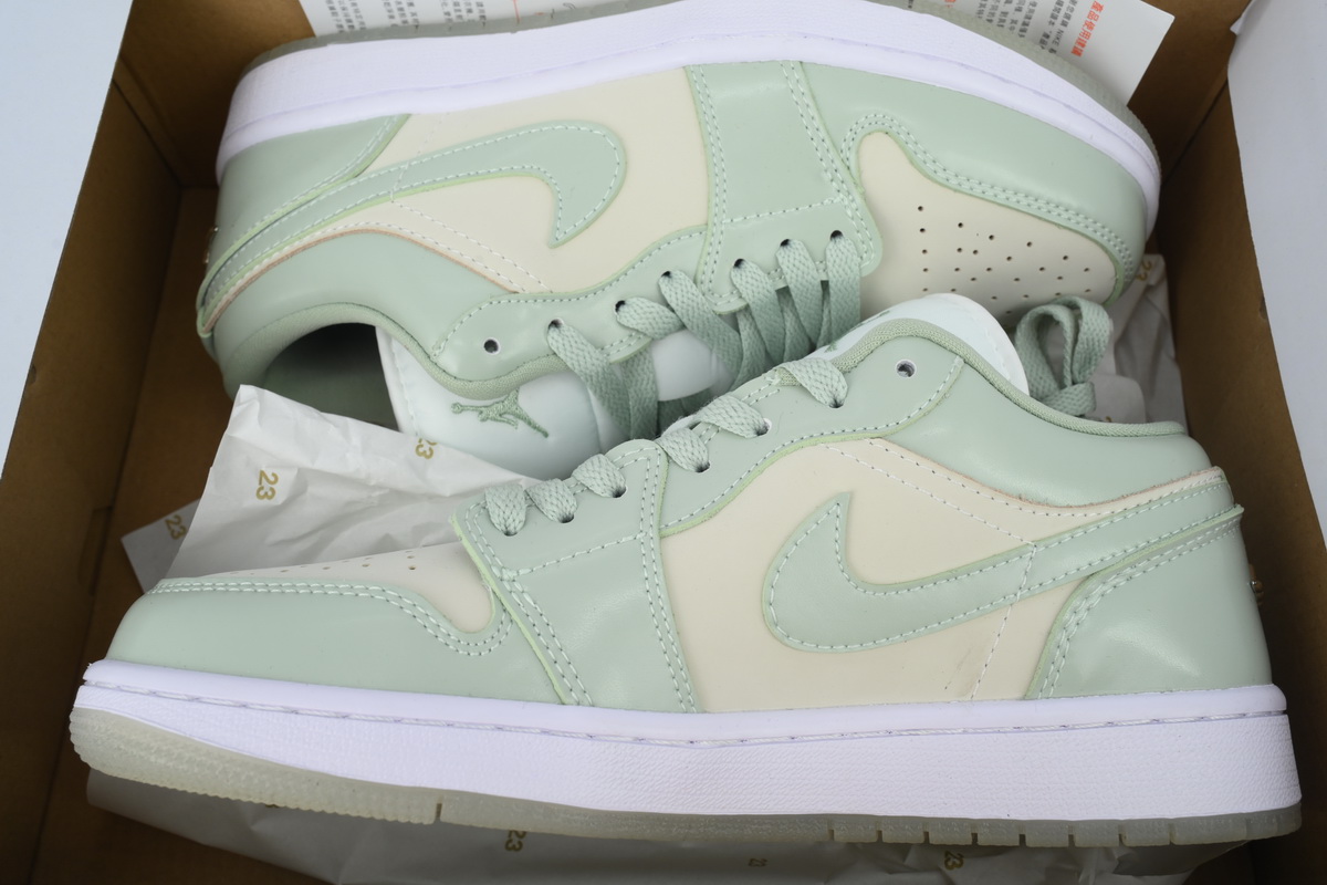 Jordan 1 Low Seafoam Sail HF4078-100