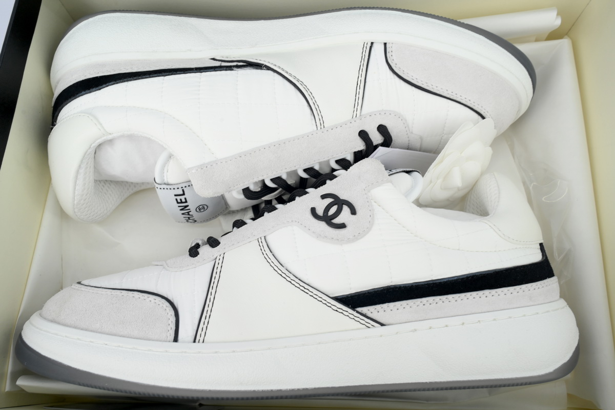 Ch*el Sneaker White