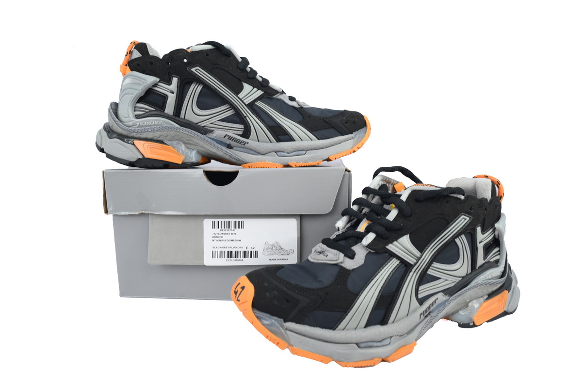 Balenciaga Runner Worn-Out Black Fluo Orange 772774 W3RNY 1878
