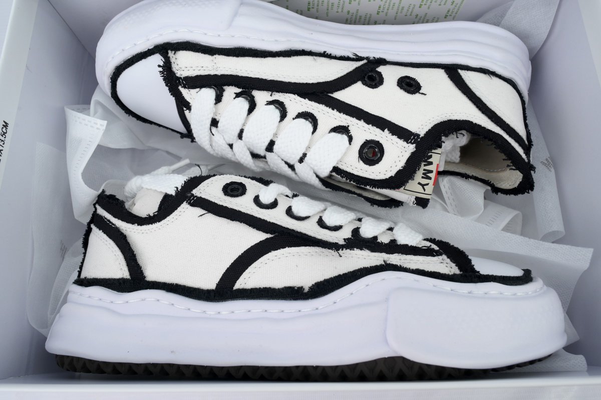 Maison Mihara Yasuhiro Peterson Low Snkeaer White