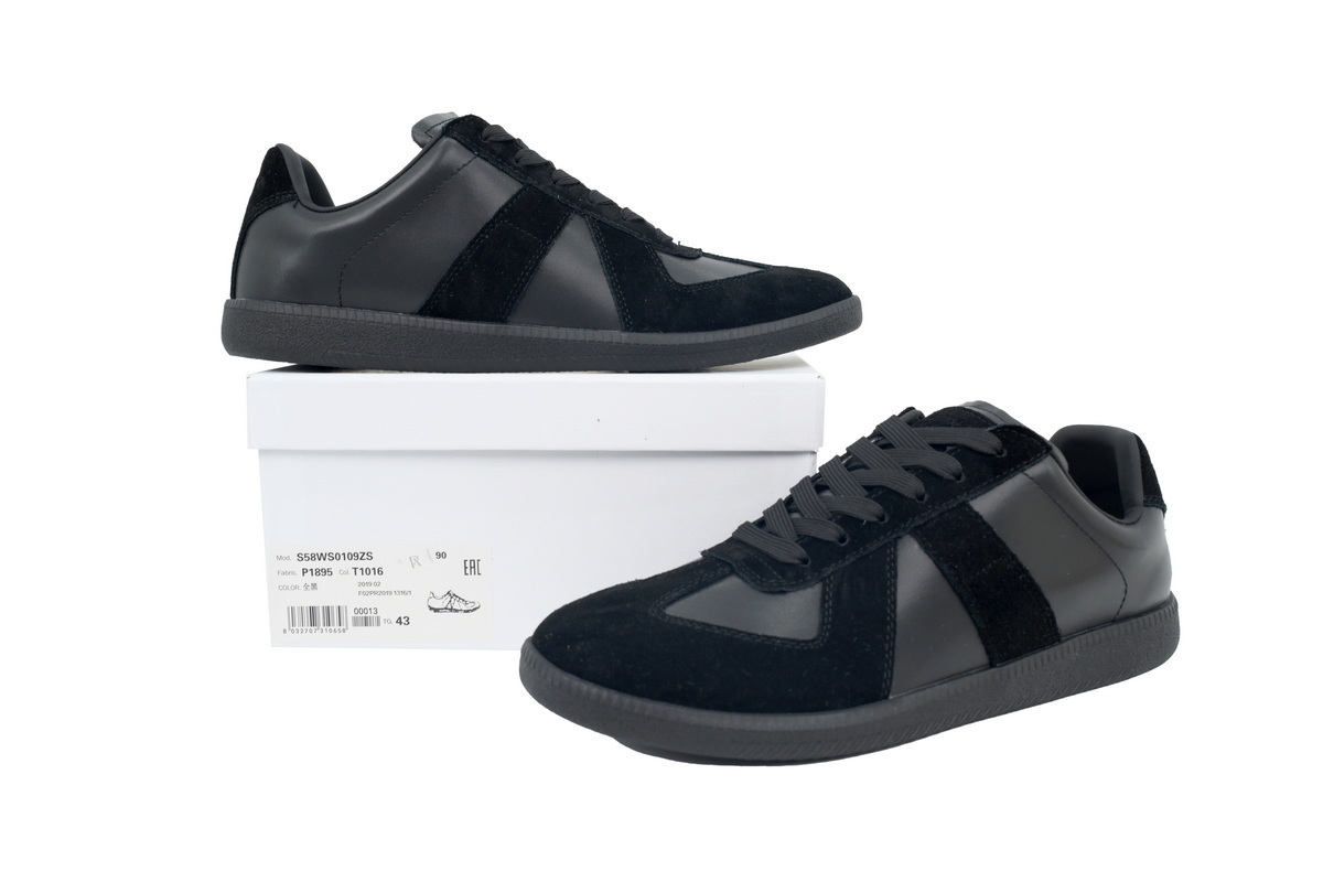 Maison Margiela Replica Sneaker All Black