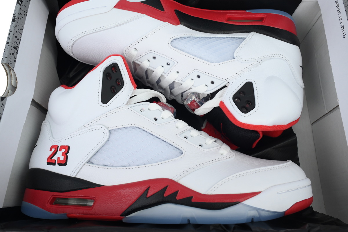 Jordan 5 Retro Fire Red Black Tongue 2025 HQ7978-101