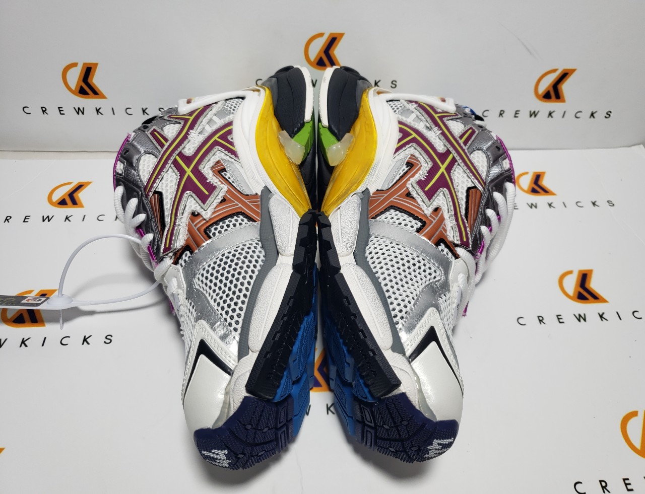 Balenciaga Runner Sneaker Multicolor 677402 W3RB6 8123