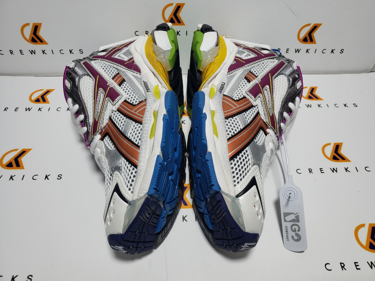 Balenciaga Runner Sneaker Multicolor 677402 W3RB6 8123